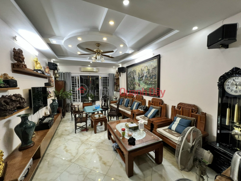 Property Search Vietnam | OneDay | Residential Sales Listings House for sale on Hong Tien street, Sidewalk, 7 Floors, Elevator, Business day and night.