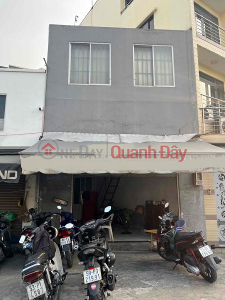 Business premises on Truong Chinh street - Bay Hien intersection 15 million Rental Listings