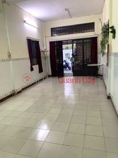 URGENT SALE IN 10 DAYS HOUSE IN DISTRICT 10, 3 FEBRUARY, 3 FLOORS, CAR IN FRONT OF THE HOUSE, 44 SQM, NO ROAD BOUNDARY, NO FENG SHUI ERRORS _0