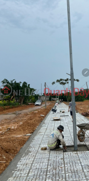 Profitable investment with an area of 200m2. Interdistrict road 17.5m segment price is less than 300 million \\/ 1 lot. full of convenience Sales Listings
