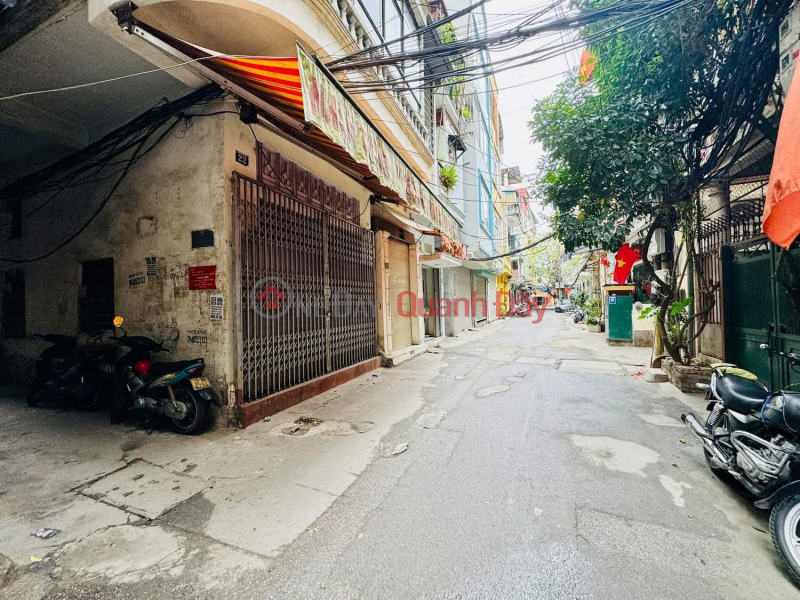 Bán Đất, Lô Góc-Ngõ 34 Hoàng Cầu (Nguyễn Phúc Lai) 71m2/ 4 Tầng/ MT 6.4m 22 Tỷ, Việt Nam Bán | đ 22 tỷ
