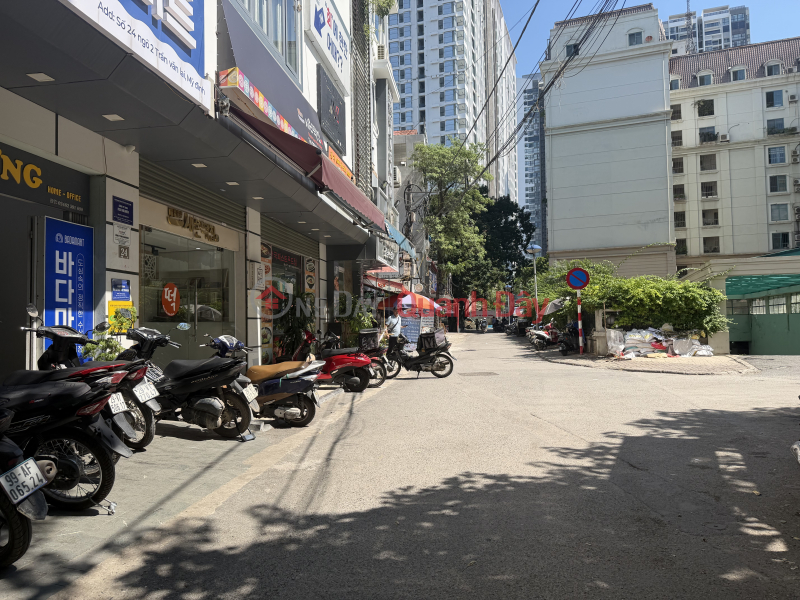 Làm ơn chọn, Nhà ở, Niêm yết bán | đ 13,9 tỷ