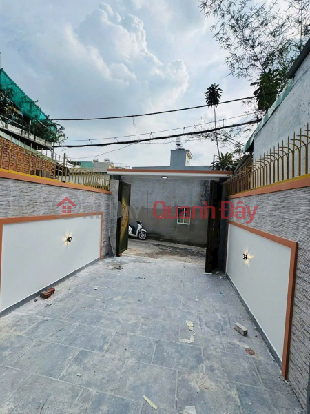 đ 4,39 tỷ Bán nhà lầu mới tinh, siêu sang, gần chợ Tân Hiệp, sân oto, chỉ 4 tỷ 390