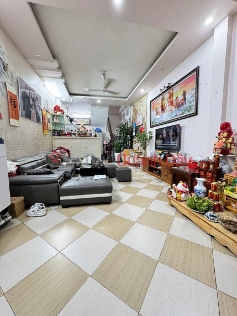 Kim Giang 54m2, car parking at the door, close to the street, square title, full business function _0