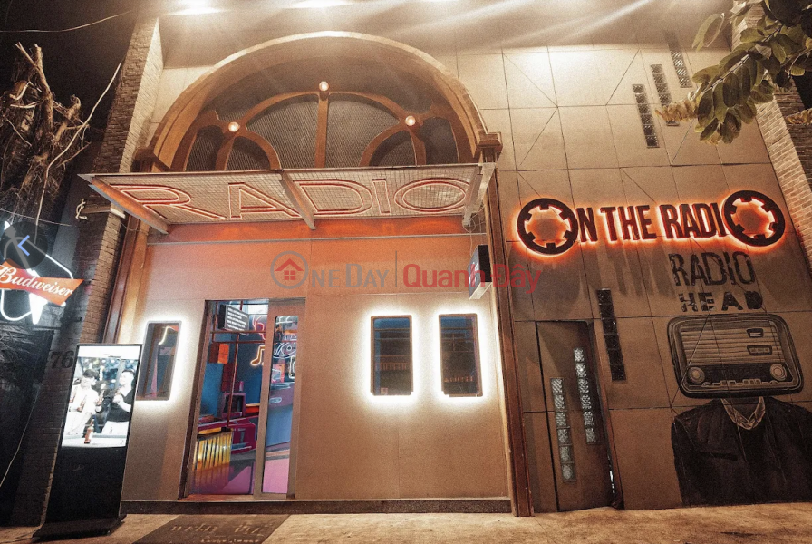 On The Radio – Live Music Bar Danang (On The Radio – Live Music Bar Đà Nẵng),Q. Hai Chau | (1)