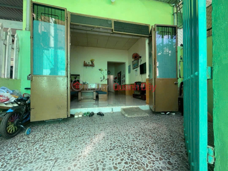Property Search Vietnam | OneDay | Residential | Sales Listings, PROFITABLE INVESTMENT - LAND FOR SALE WITH A FREE SINGLE-STORY HOUSE, 2 SIDES FACING ALLEYS, CAU DO - TUY LOAN ROAD.