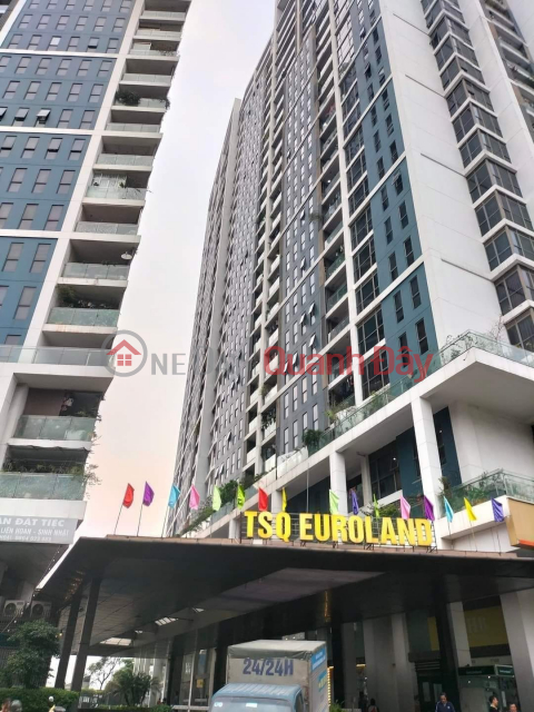 Bán chung cư TSQ EUROLAND Mỗ Lao Dt: 135m lô góc 2 mặt thoáng full nội thất sổ đỏ _0