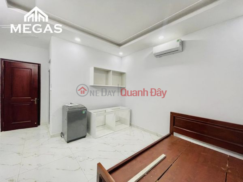 Property Search Vietnam | OneDay | Residential, Rental Listings | Fully furnished Studio Apartment right at Lac Long Quan at a very preferential price