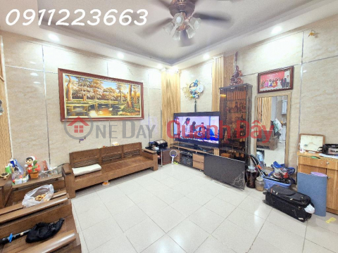 Hundreds of reasons why you cannot miss this house in lane 207 Truong Dinh! Why is this a golden opportunity? _0