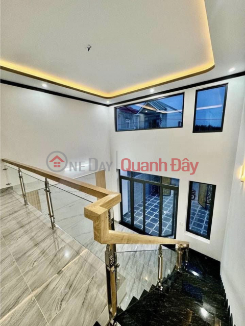 Sổ riêng thổ cư mặt tiền giảm mạnh nhà nở hậu đường nhựa trước nhà _0