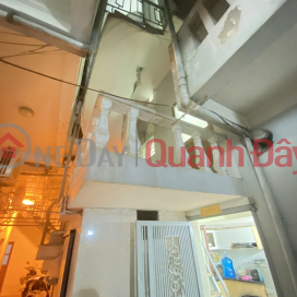 Selling red book house with 5 floors by owner, Hong Mai street, center of Hai Ba Trung district _0