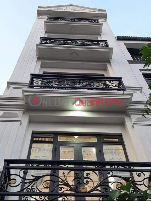 BEAUTIFUL HOUSE FOR SALE IN DONG NGAC - AREA 30M2 - 5 FLOORS - PRICE OVER 6 BILLION - OPEN ALLEY - CENTER _0