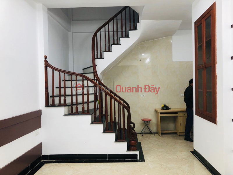 đ 4 Billion BEAUTIFUL 5-FLOOR HOUSE ON TRUONG DINH STREET - CAR - NEAR BACH KINH XUAN - Area 30m2 x square meter 3.5m. Only 4.x billion.