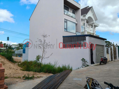 BÁN LÔ ĐẤT ĐẸP TRẠI MÁT ĐÀ LẠT ĐƯỜNG Ô TÔ TRÁNH NHAU _0