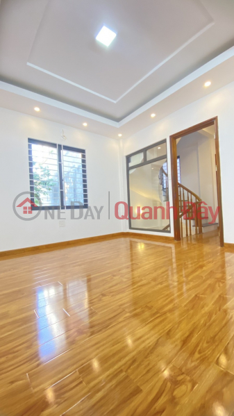 Linh Duong, 40m2, 5 floors, 6 bedrooms, corner lot, 2 open spaces, 15m car access, over 5 billion. Contact 0904690958 Vietnam | Sales | đ 5 Billion