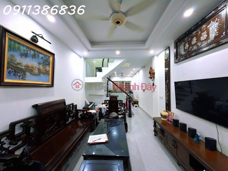 Beautiful house in Xuan Thuy, 50m², 4 floors, near the main street, extremely beautiful interior, slightly over 14 billion VND. Sales Listings