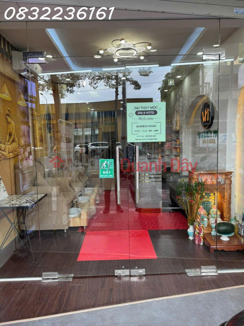 EXTREMELY RARE COMMERCIAL SPACE FOR RENT ON TRAN HUNG DAO STREET, DISTRICT 1 _0