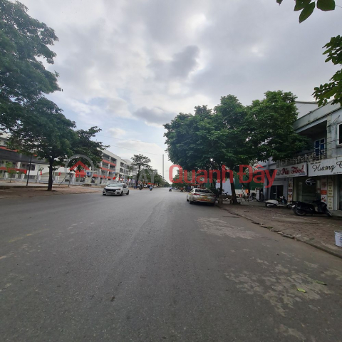 5-storey house for sale in the center of Trau Quy ward, Gia Lam district, Hanoi. 90m2 6x15. _0