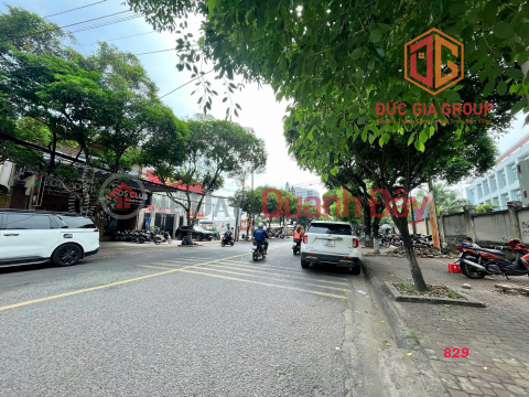 HOT! Bán nhà 1T2L, 245m2 đường Phan Trung gần VinCom giá 27 tỷ _0