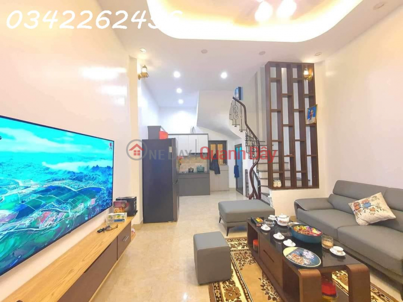 Selling Kim Ma Townhouse, Ba Dinh, Area 35m2, 5.5 Floors, Land Area More Than 4m, House with 2 Sides on Thong Lane, About 6 Billion. Sales Listings