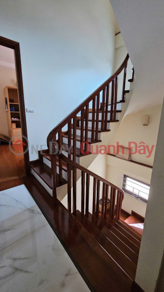 đ 40 Million/ month | House for rent on Tran Quoc Hoan, Dich Vong, Cau Giay: 45 m2, 5 floors, frontage: 5 m, Price 40 million (negotiable)