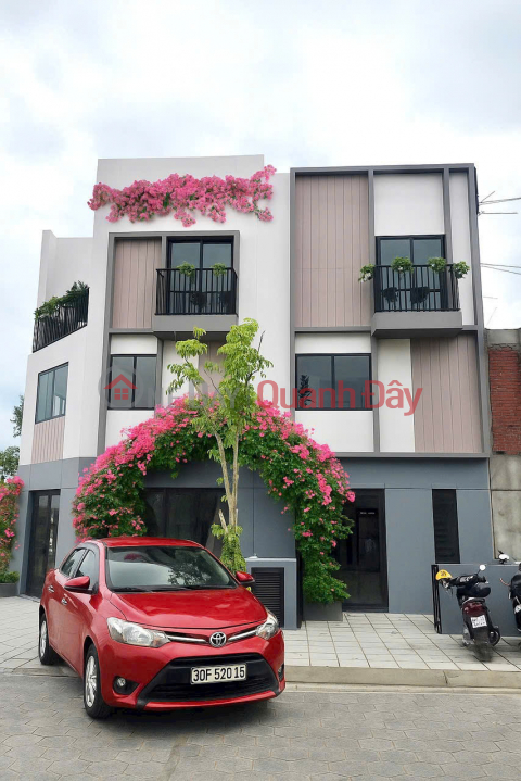 Opportunity to Own a House Near the Center of Ho Chi Minh City at a New and Cheap Price _0