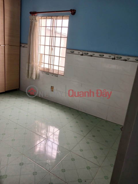O2402* Bán nhà nát giá cao? Quên đi! _0
