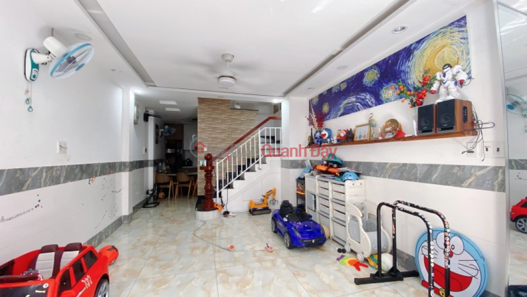 Right next to Hong Duc Hospital - 6 FLOORS, 5 BEDROOMS, 4 WC - AREA 39M2 Sales Listings