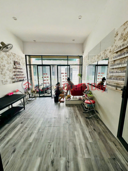 Short on money, selling cheap house in Tan Phong SR, TC, car yard, car road for only 2.7 billion, Vietnam | Sales, đ 2.7 Billion