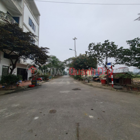 Dong Du, Gia Lam, Hanoi. 77m2, frontage 5m, car negotiable investment price. Contact 0989894845 _0