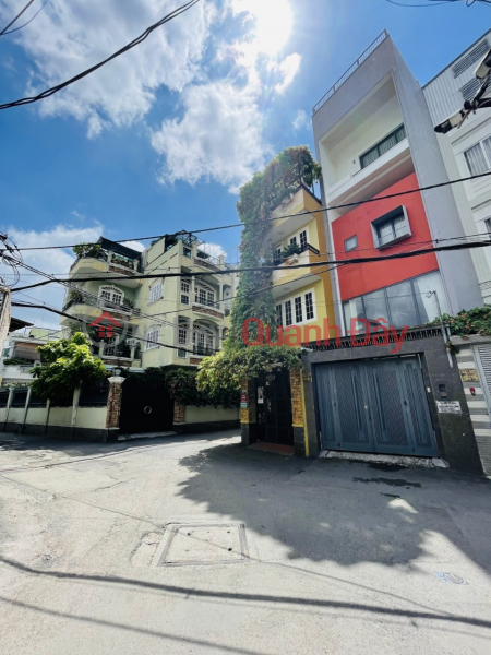 FOR SALE BINH THANH TO GET 4 storey building - THANH HOUSE - 100M to PHAM VAN DONG. Sales Listings