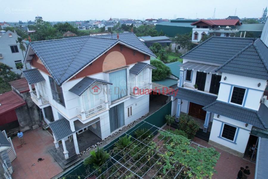 Need money to sell urgently in 5 days, villa located on 300m2 of Hong Van Thuong Tin land close to Belt 4 Sales Listings