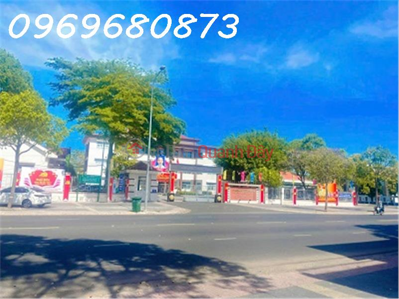 Property Search Vietnam | OneDay | Residential, Sales Listings Owner urgently needs to sell 320m2 of land with frontage on Vo Van Kiet Street – Ba Ria City.