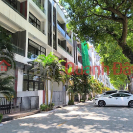 SUPER PRODUCT IS AS BEAUTIFUL AS A 5-STAR HOTEL. LOCATED ON HAM LONG STREET, RARE, EXTREMELY RARE HOUSE FOR SALE HAS BEEN OFFERED _0