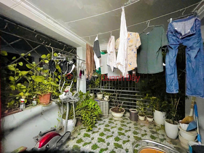 đ 8 tỷ, BÁN NHÀ ĐƯỜNG CẦU GIẤY 40M2 5 TẦNG 10M RA ĐƯỜNG Ô TÔ NGÕ THÔNG GIÁ 8 TỶ