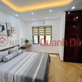 House for sale in Quan Nhan, Thanh Xuan, alley frontage as big as a street, car parking at the door, business, 40m2, 11.x billion. _0