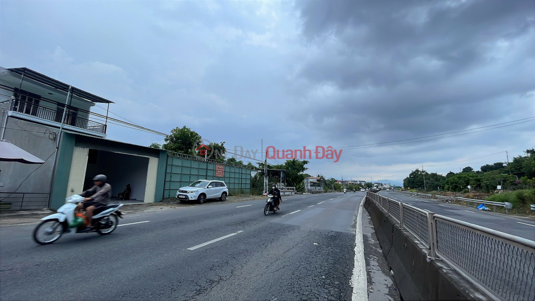 4-storey house, frontage on Highway 1A Suoi Cat, Cam Lam, usable area 240m2 Sales Listings