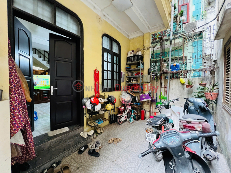 DONG DA - DUONG LANG - 59M2 - 4 BEDROOMS - PRIVATE GATE AND YARD FOR PARKING (~ ABOVE 130 MILLION\\/M2) Sales Listings