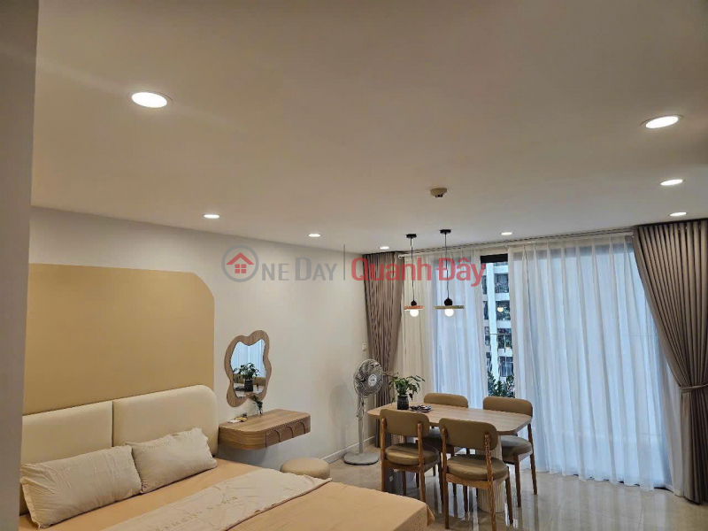 Em chính chủ muốn bán căn studio Vinhome D\'capitale giá chỉ 3.x tỷ [x | Việt Nam | Bán | đ 3 tỷ