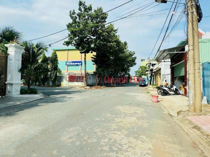 HOT item! Selling a 6m x 23m plot of land in An Binh Ward Residential Area, 8m asphalt road, only 3.6 billion Vietnam | Sales | đ 3.6 Billion