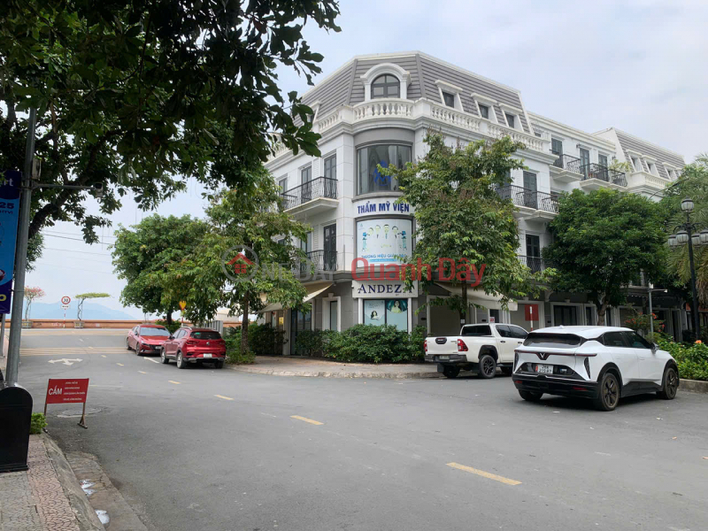 Bán nhà - Vị trí siêu đẹp 3 mặt tiền đường nhựa lớn trung tâm sầm uất nhất TP. Hòa Bình, Việt Nam | Bán, đ 16,5 tỷ