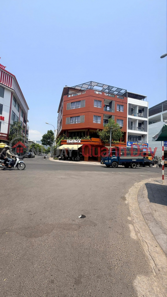 FOR SALE: A charming small 2-story corner house in the city center, near VCN Phuoc Hai Market. Sales Listings