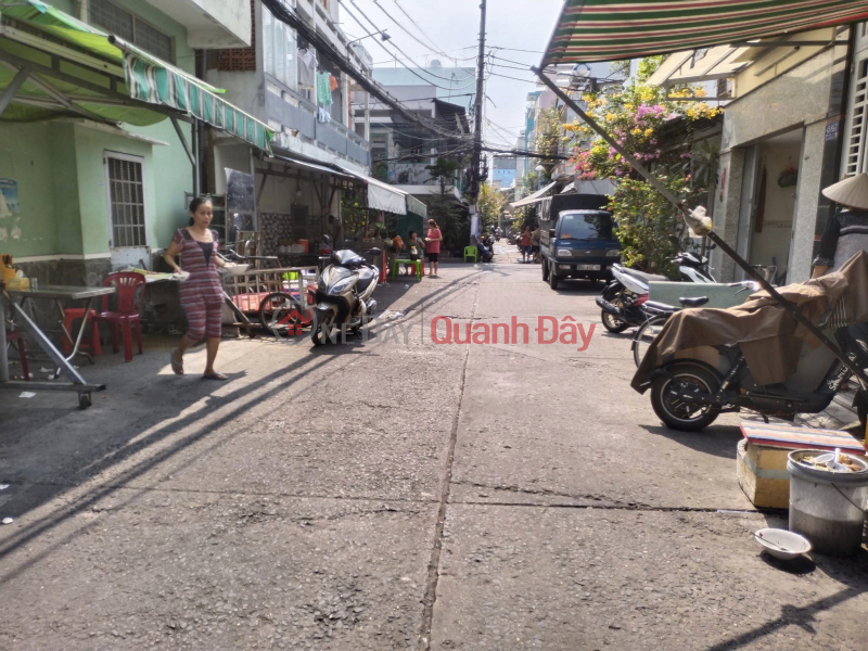 DISTRICT 6 - 3-STORY HOUSE WITH 7M TRUCK ALley - 50M FROM VO VAN KIET Sales Listings