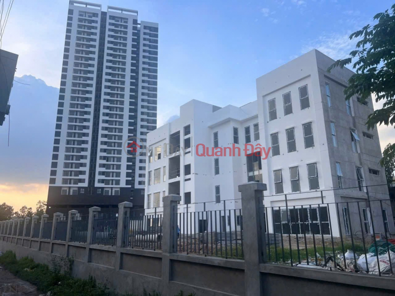 Property Search Vietnam | OneDay | Residential, Sales Listings | Quick sale of low-income apartment, frontage DT 743, adjacent to gigamall supermarket Di An.