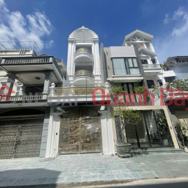 Selling a 5-storey house with an area of 110 m2 with elevator Van Cao Dang Lam Hai An _0
