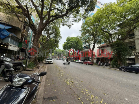 CỰC HIẾM - MẶT PHỐ TRẦN HƯNG ĐẠO _ HOÀN KIẾM.
DT 390M NHÀ 2 TẦNG MẶT TIỀN 9,5M CHỈ 380 TỶ 
BT LOẠI 3 _0