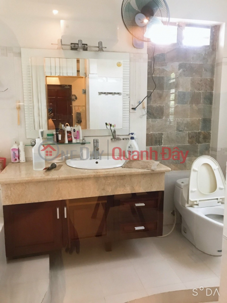 Property Search Vietnam | OneDay | Residential Sales Listings Dong Den Social House, 90m2 (5m x 18m),3 floors, 4 bedrooms, 4 bathrooms, only 8 billion.