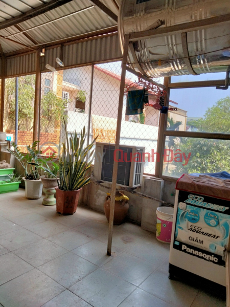 Property Search Vietnam | OneDay | Residential, Rental Listings | The owner rents out the house at Lane 649, Linh Nam Street, Hoang Mai Area 32m2x2.5 floors Price 6 million\\/month