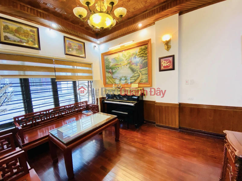 75m Front 5m House 2 Airy Lot Car Parking Day and Night Tran Quoc Hoan Cau Giay Street. Residential and Rented House Sales Listings