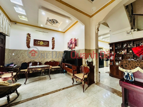 Bán nhà MT Đường Đô Đốc Lộc - DT 318m2 (6.6 x 43)m - Chỉ hơn 70 triệu/m2 _0